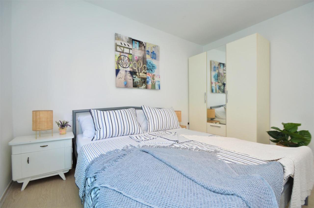 Vinea-parking Included Apartment *