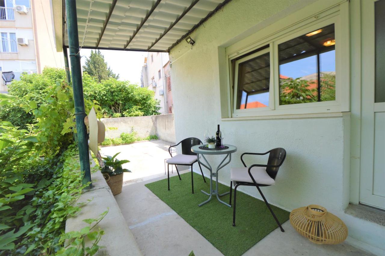 Vinea-parking Included Apartment