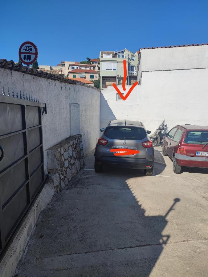 Vinea-parking Included *